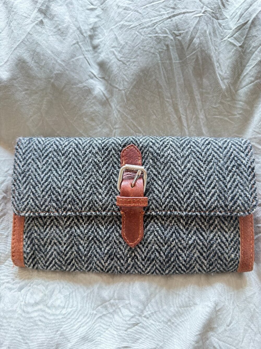 Scottish Lion Harris Tweed Gray Leather Buckle Wallet